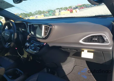 2026 Chrysler Pacifica Select z USA, uszkodzony, nr VIN 2C4RC1BG1TR174779